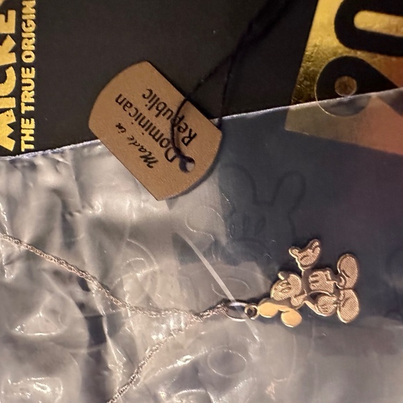 Disney Mickey Mouse Necklace 14K Gold Pendant 90 Years with Original Box and Tag - Picture 5 of 10